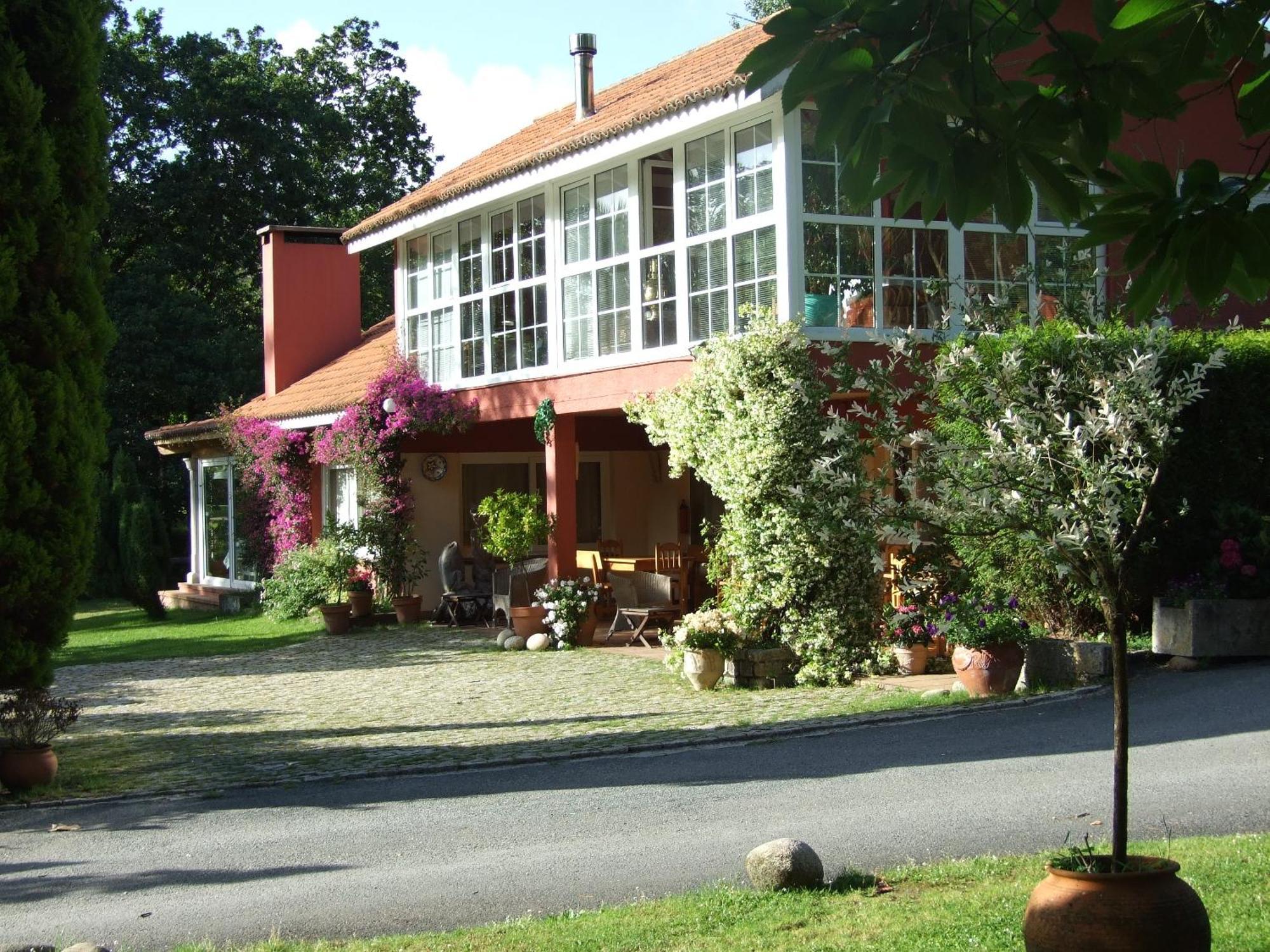 Bungalow Camping Los Manzanos Santa Cruz de Oleiros Luaran gambar