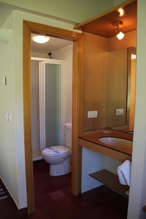 Bungalow Camping Los Manzanos Santa Cruz de Oleiros Bilik gambar